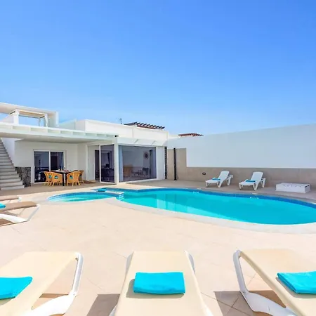 Villa Valeria By Playa Blanca