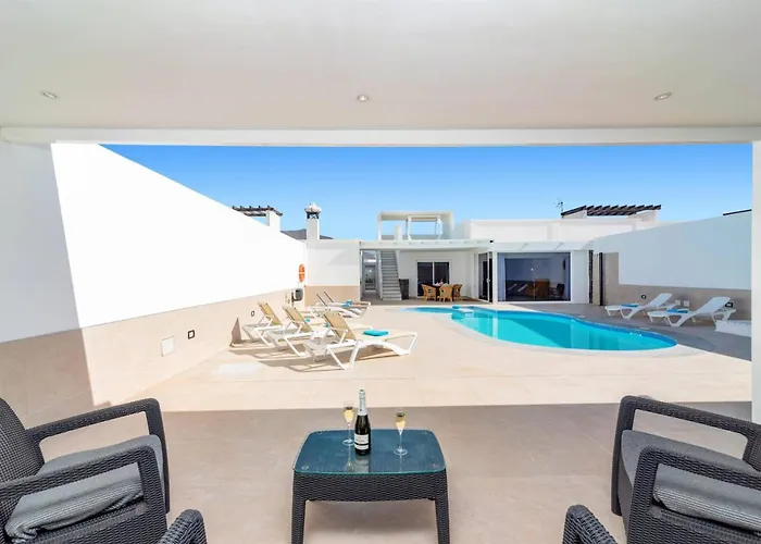 Valeria By * Playa Blanca (Lanzarote)